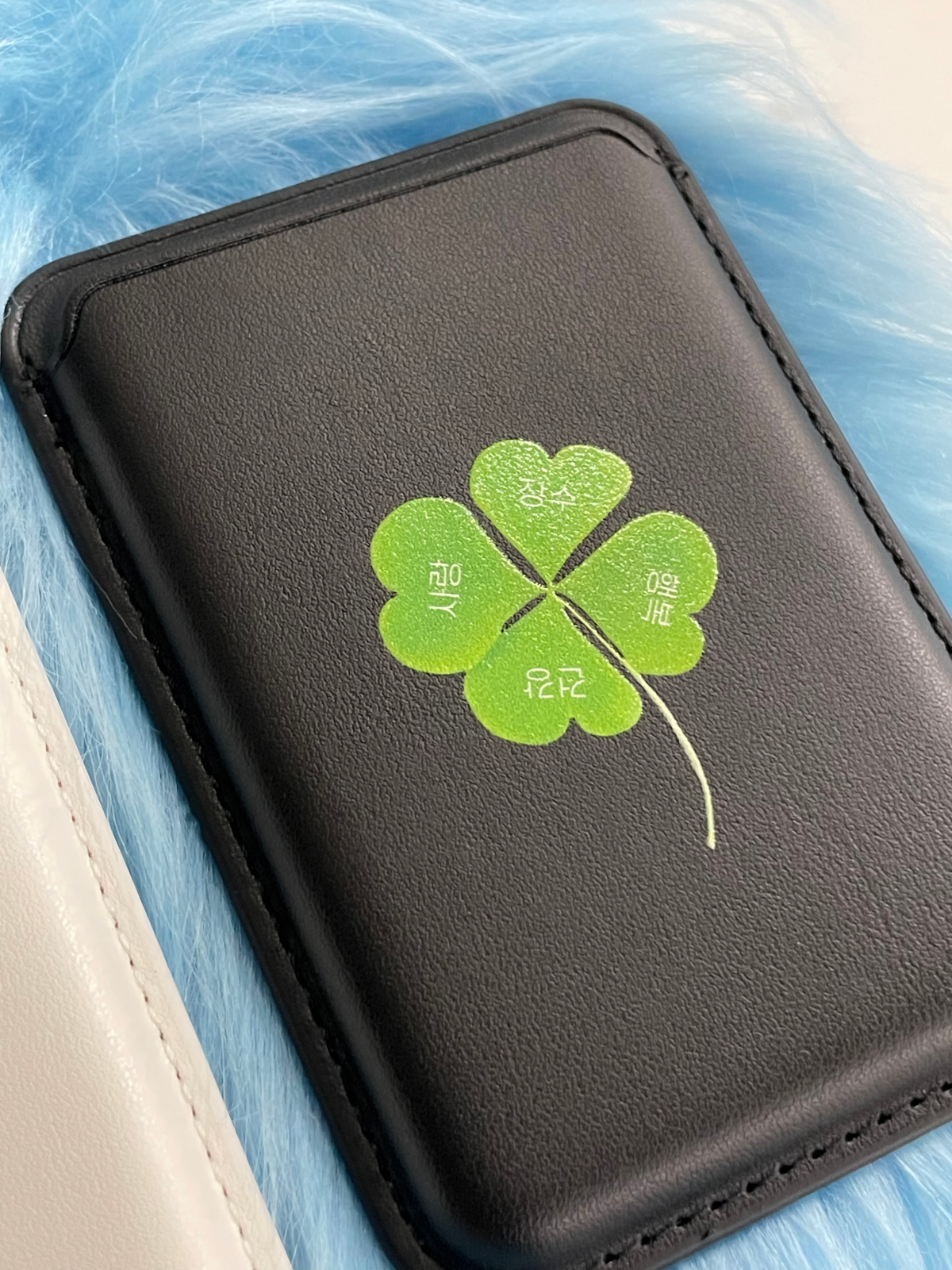 FAKEJAZZ SOCIAL CLUB Love longevity happiness health magsafe card wallet