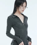 a-few-comments-fw-25-knit-metal-button-collared-long-sleeve-top-charcoal-charcoal-s