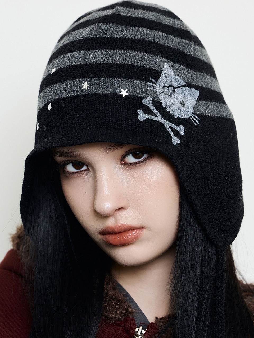 luv-is-true-fw-25-ev-love-cat-beanie-charcoal-charcoal-s