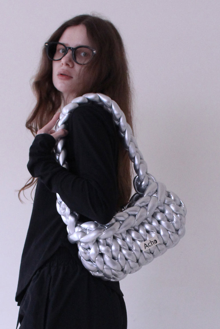 acho-fw-25-glossy-block-shoulder-bag-silver-silver-s
