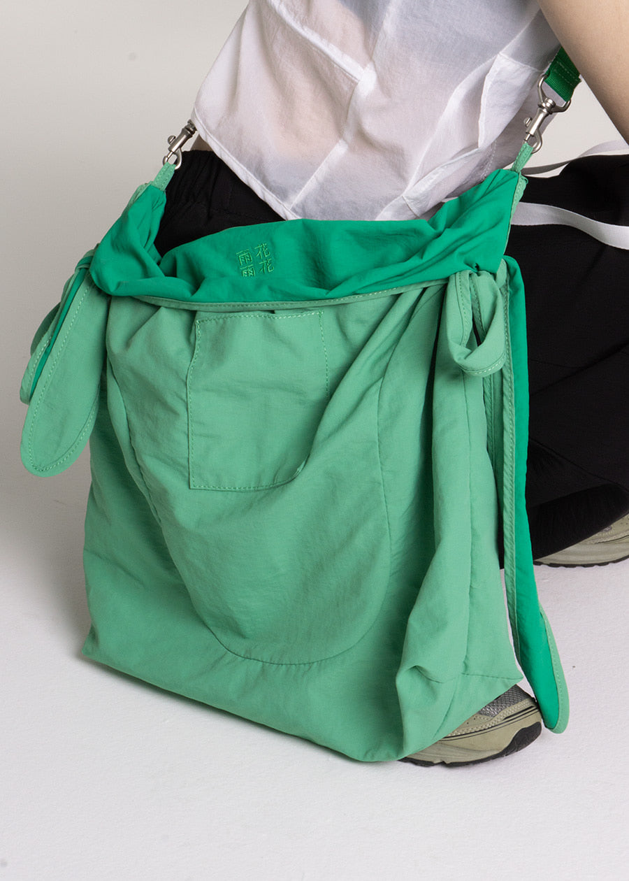 woohwa-fw-26-way-strap-flower-bag-green-green-s