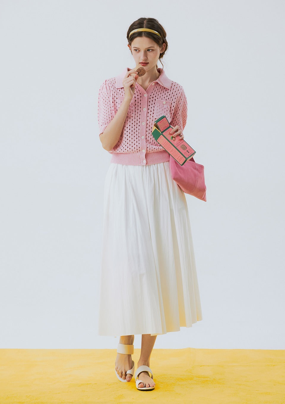 opendoorstudio-ss-25-hole-in-twide-knit-pink