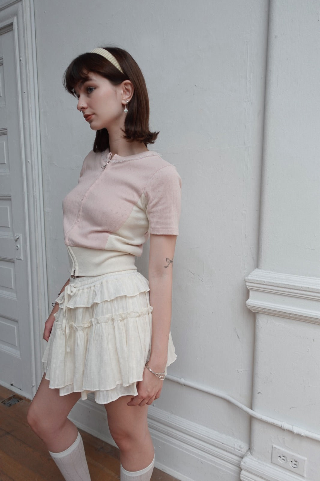 popsiz-ss-25-lace-trim-two-way-zip-up-cardigan-pink-creme-pink-cream-s