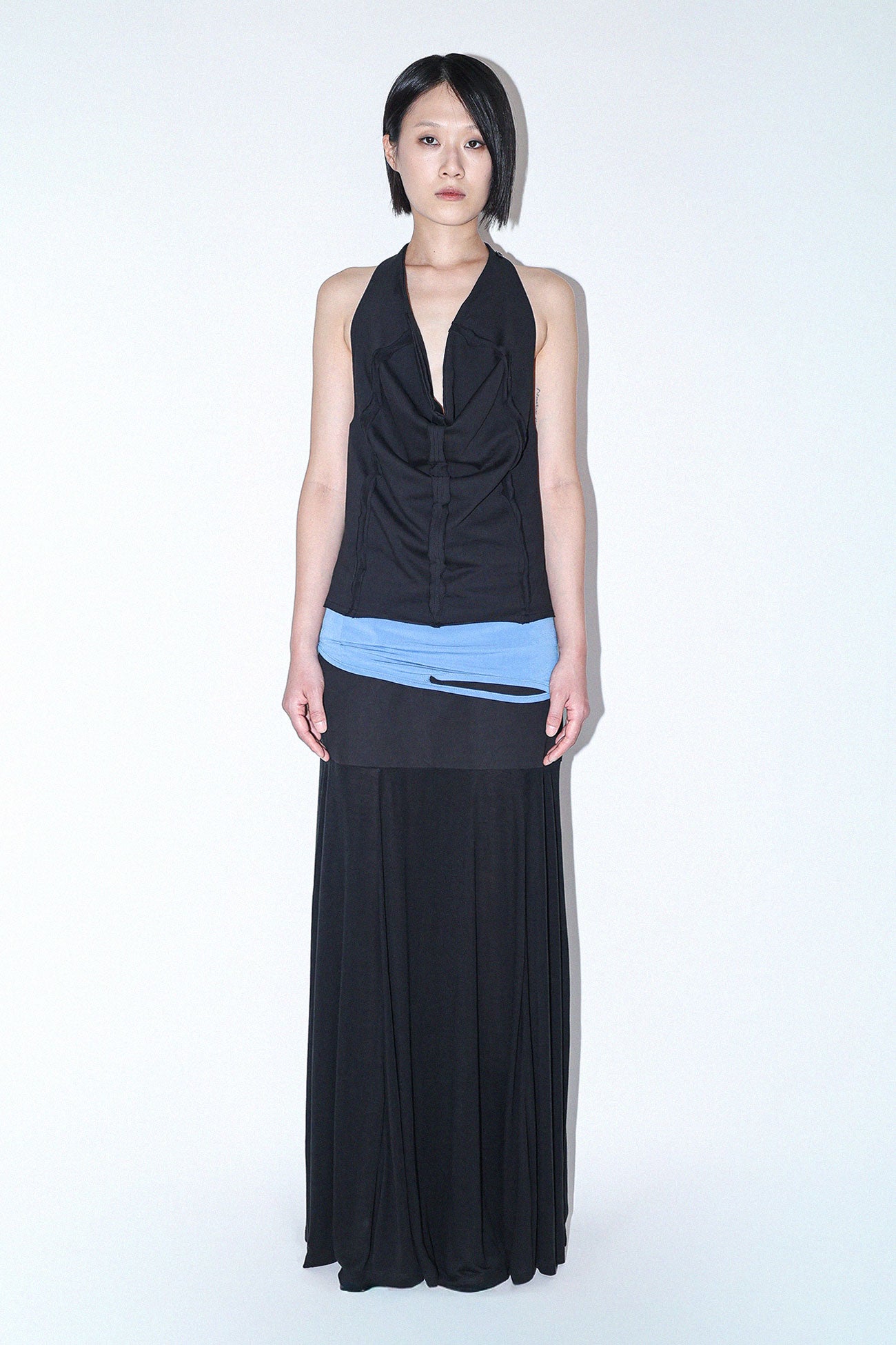 jaeshin-ss-26-multi-way-seam-halter-top-black-black-s
