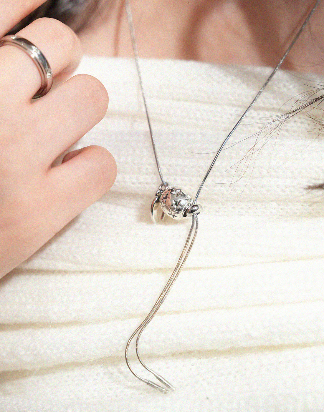 boho-libertude-ss-26-starfall-pony-necklace-silver-s