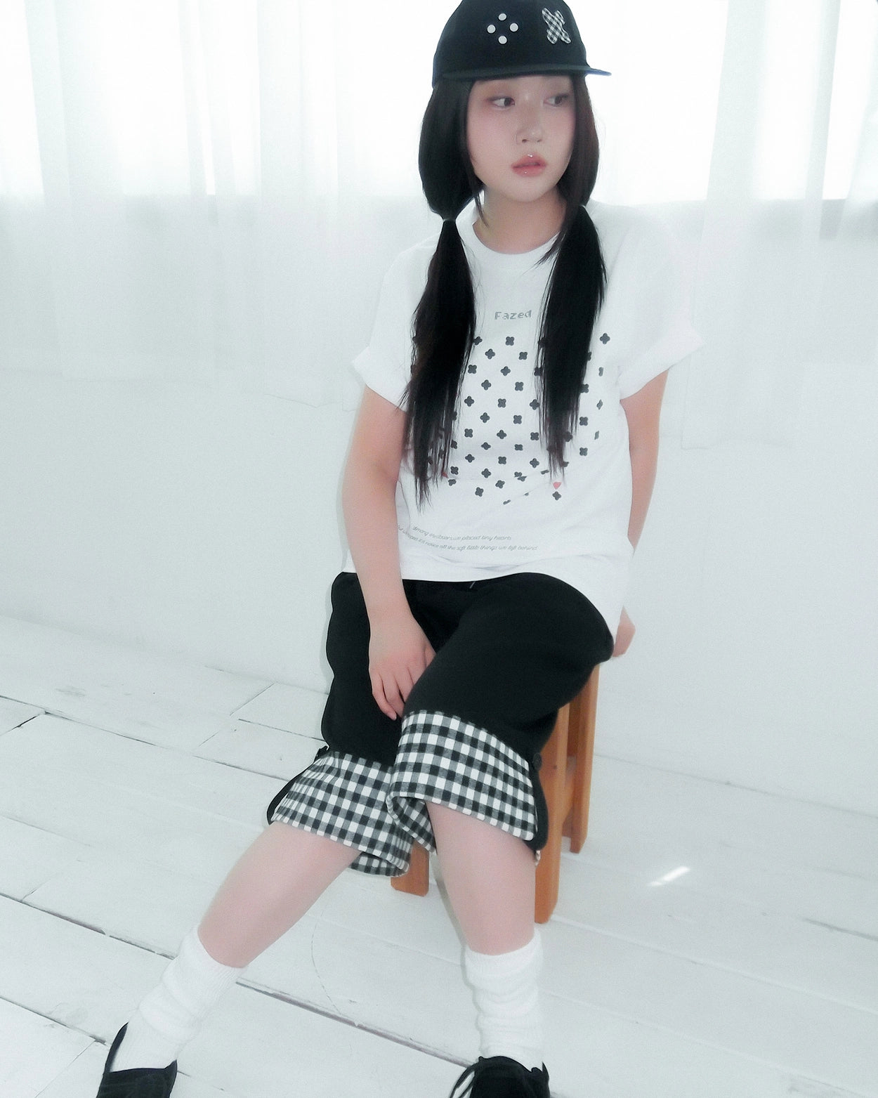 fazed-ss-25-clover-hug-t-shirts-white-white-s