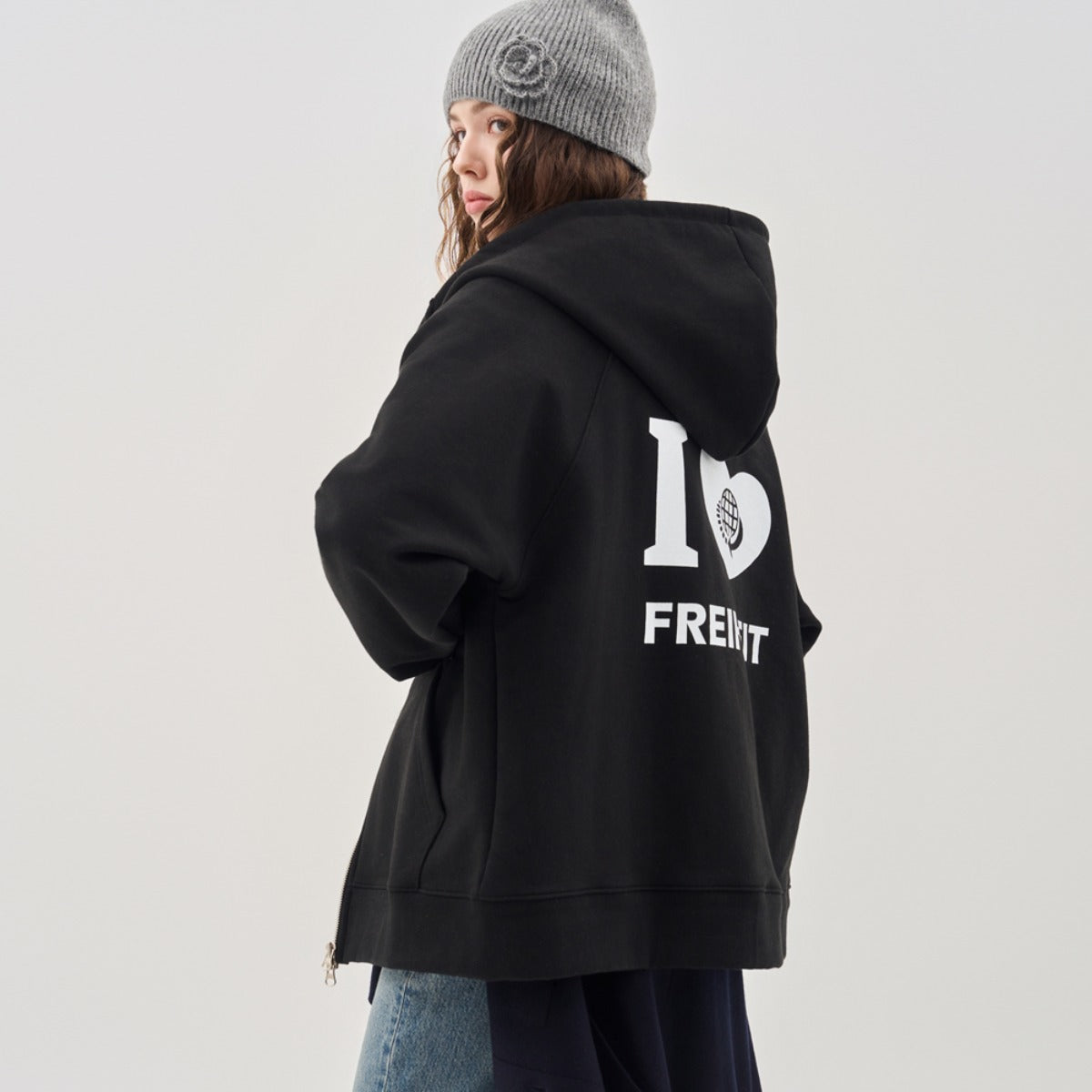 freiheit-ss-26-oversize-2way-artwork-hood-zip-up-black-black-s
