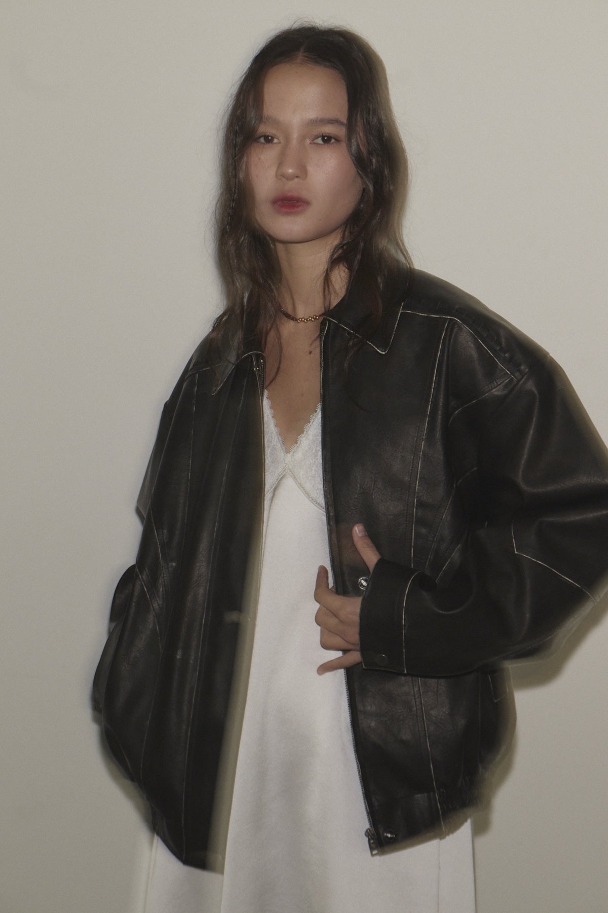 dode-ss-26-gwen-vegan-leather-bomber-jumper-black-s