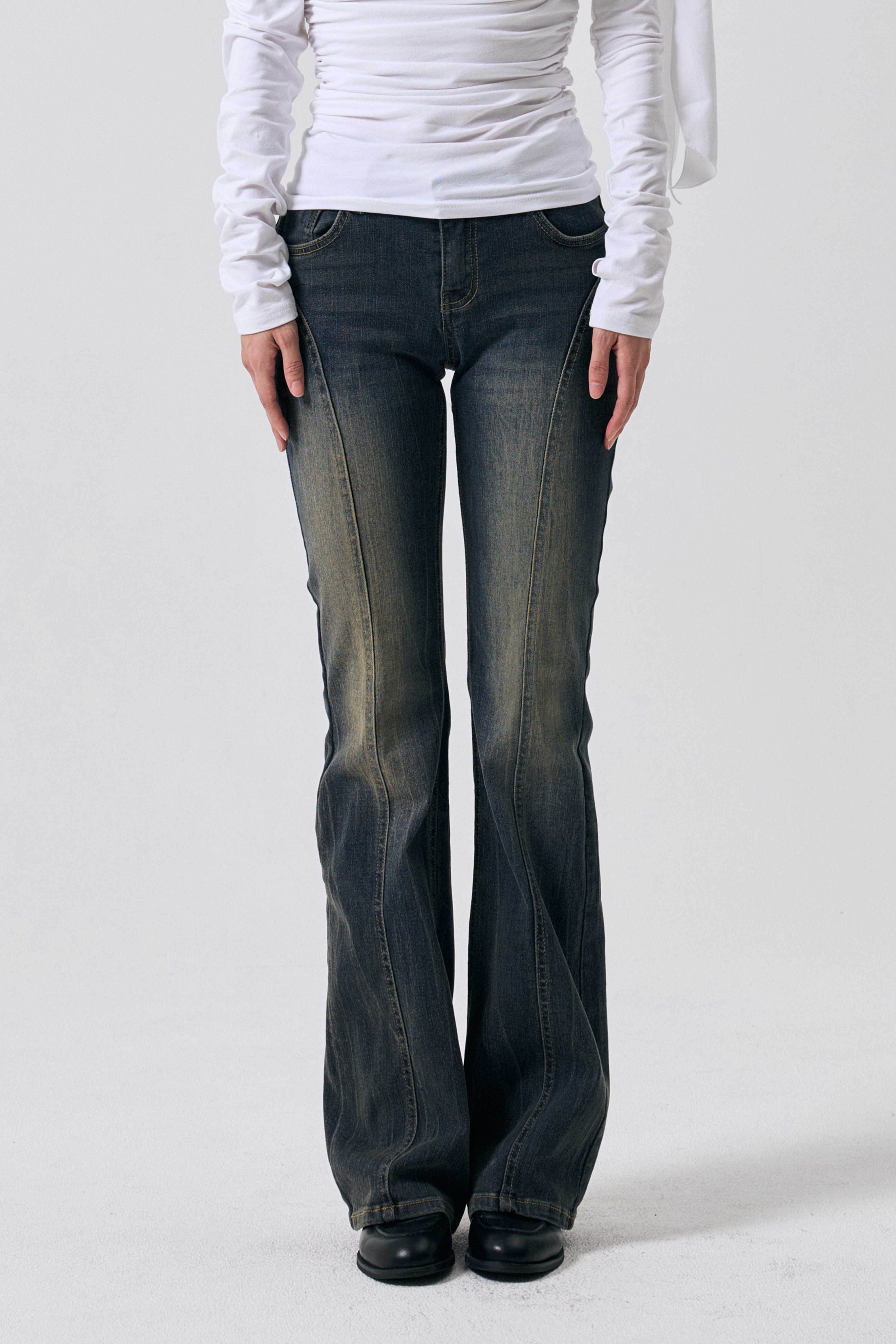 arikim-ss-26-ella-bootcut-denim-pants-blue-s
