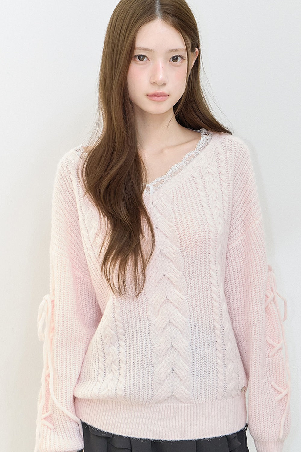 illigo-fw-26-lace-up-v-neck-knit-pink-pink-s
