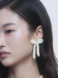 [LOLLA] Winter Ribbon Earrings (White)
