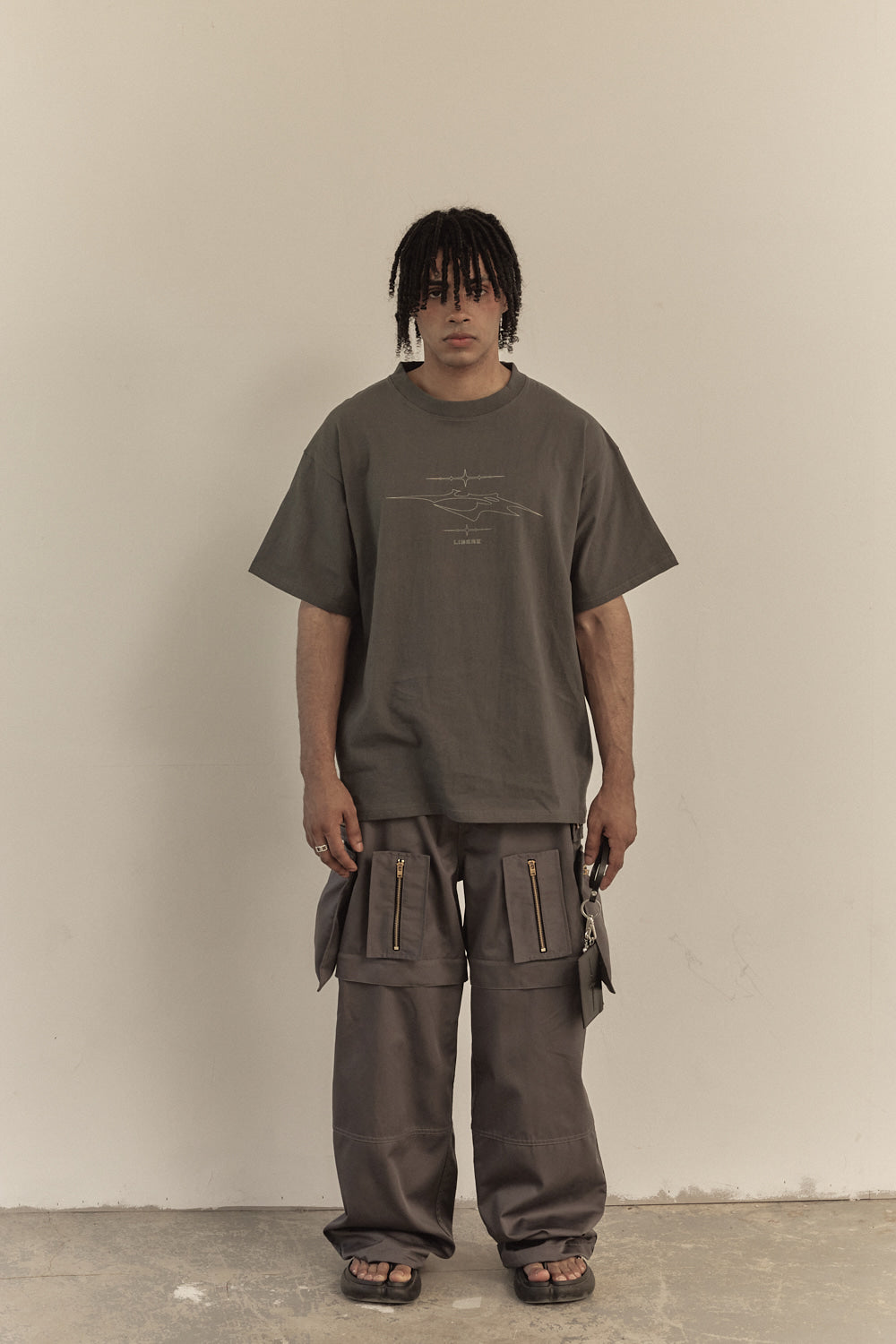 libere-ss-26-lr-logo-t-shirt-charcoal-charcoal-s