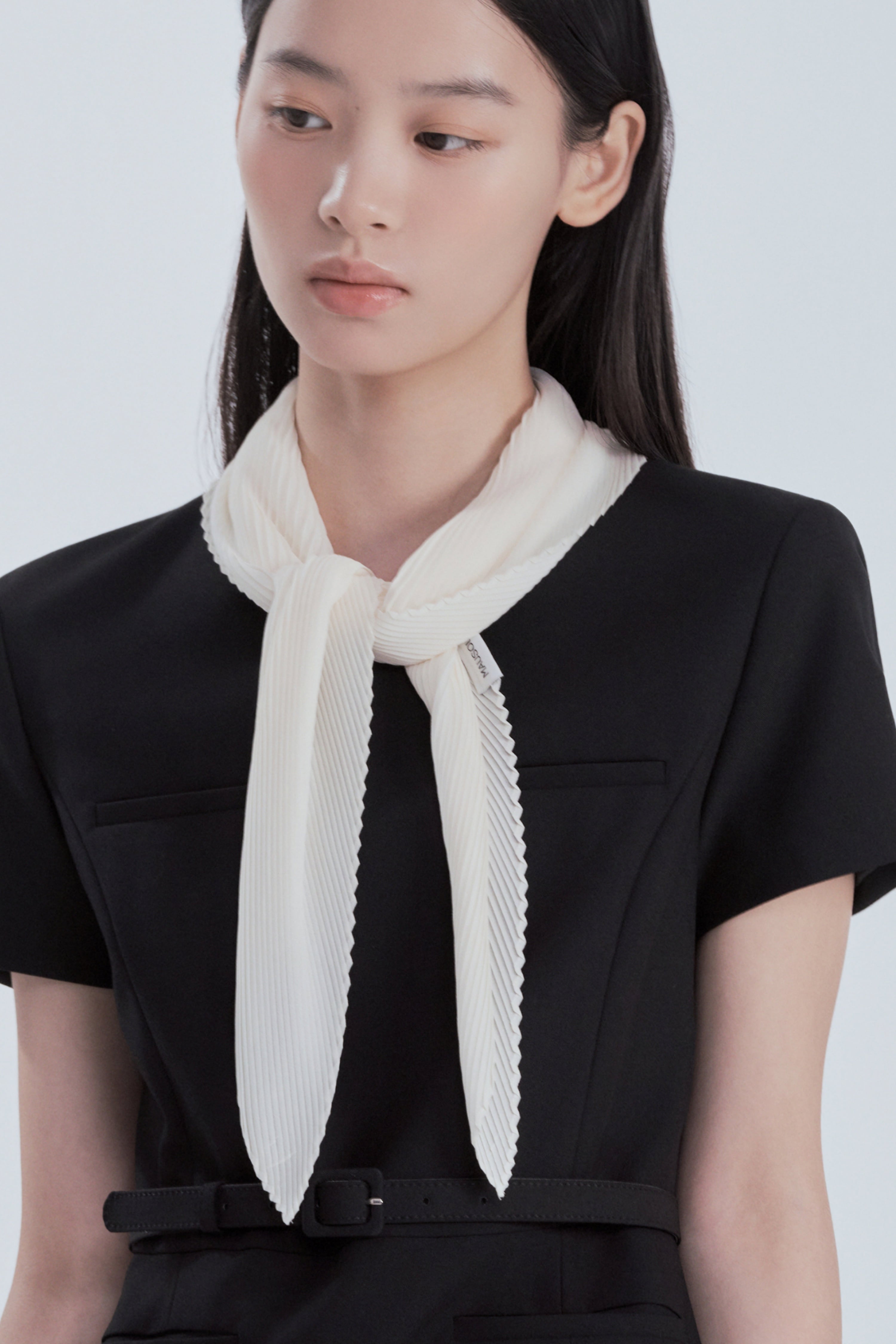 mausoleum-fw-26-sheer-pleated-scarf-black-black-s