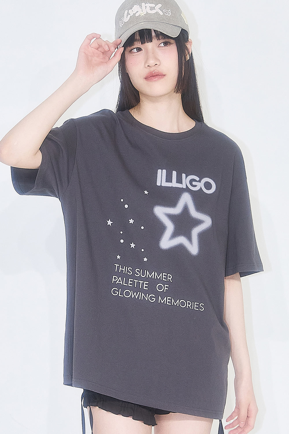illigo-ss-25-star-spray-oversized-tshirt-charcoal