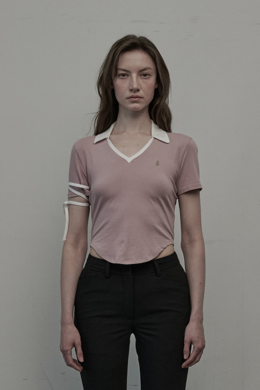 mausoleum-ss-25-cherie-string-collared-tshirtpink