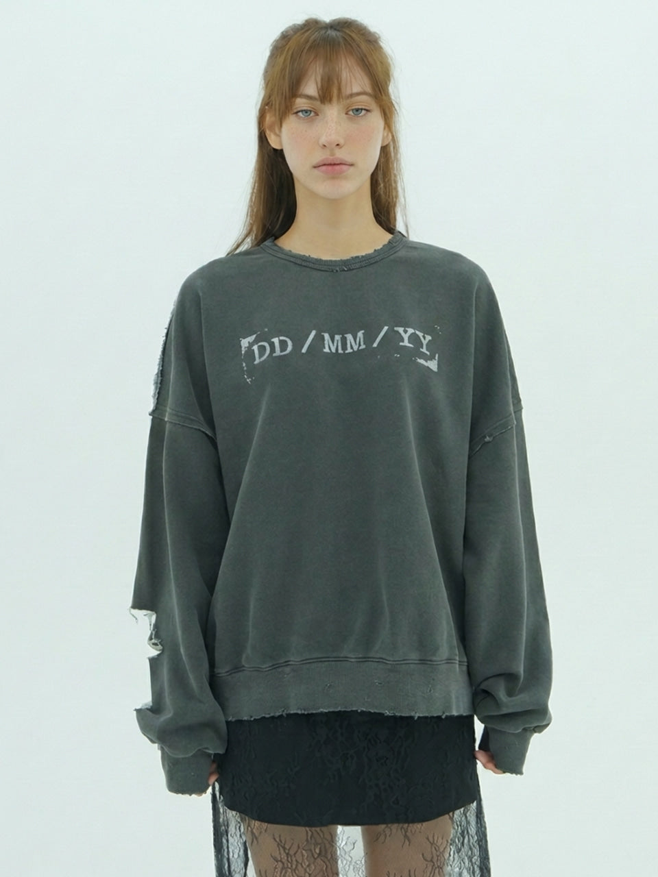 the-greatest-fw-26-damage-mtm-ch-charcoal-s