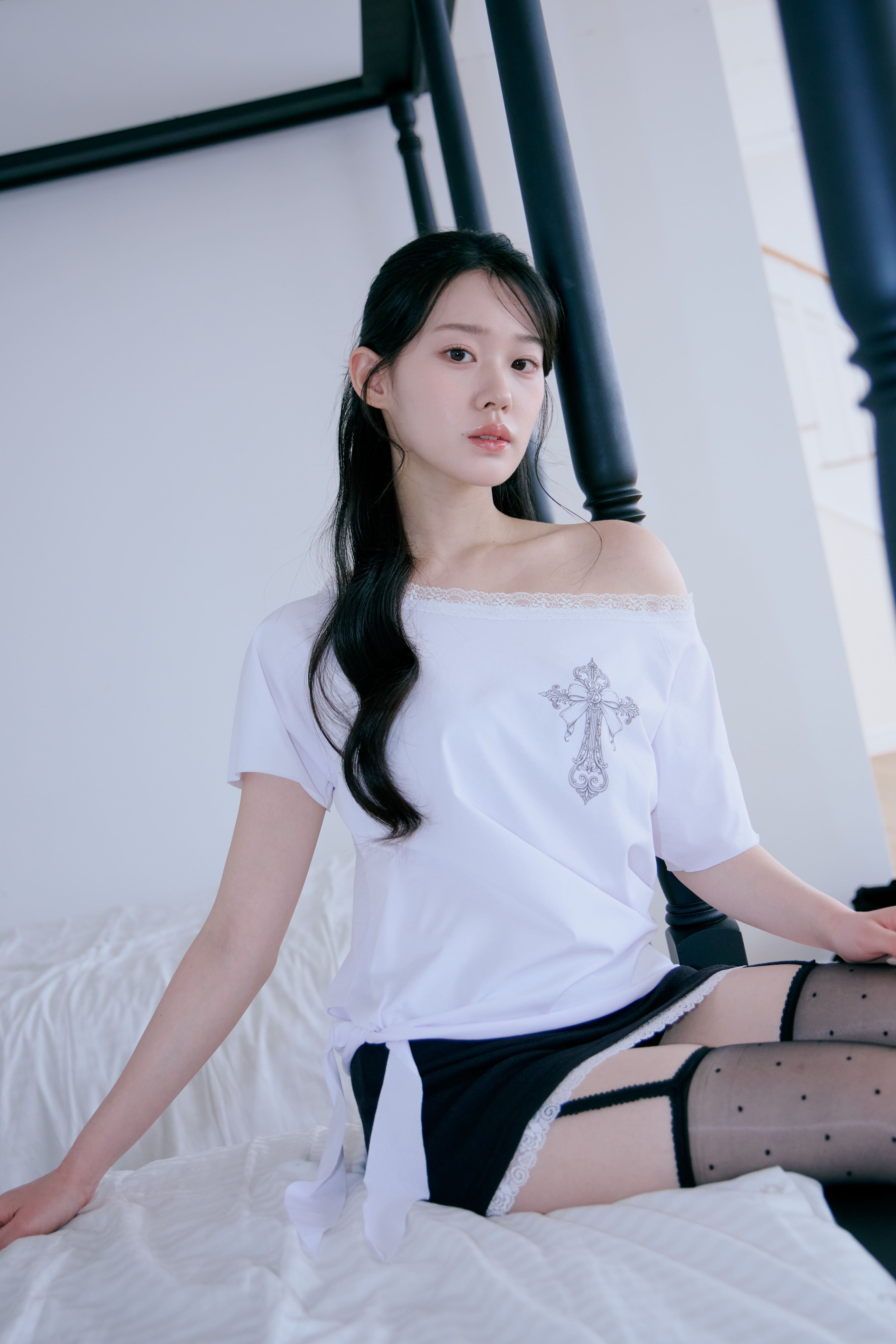 daynee-ss-26-cross-my-heart-tee-white-white-s