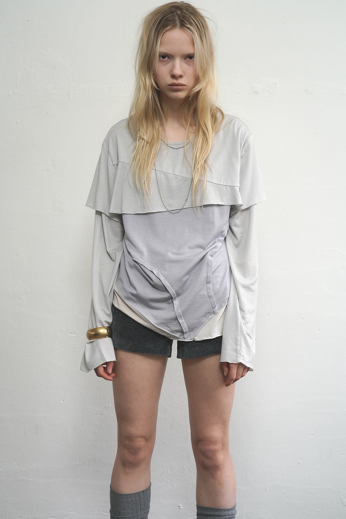 dared-ss-26-asymmetric-flap-t-shirt-dusty-grey-s