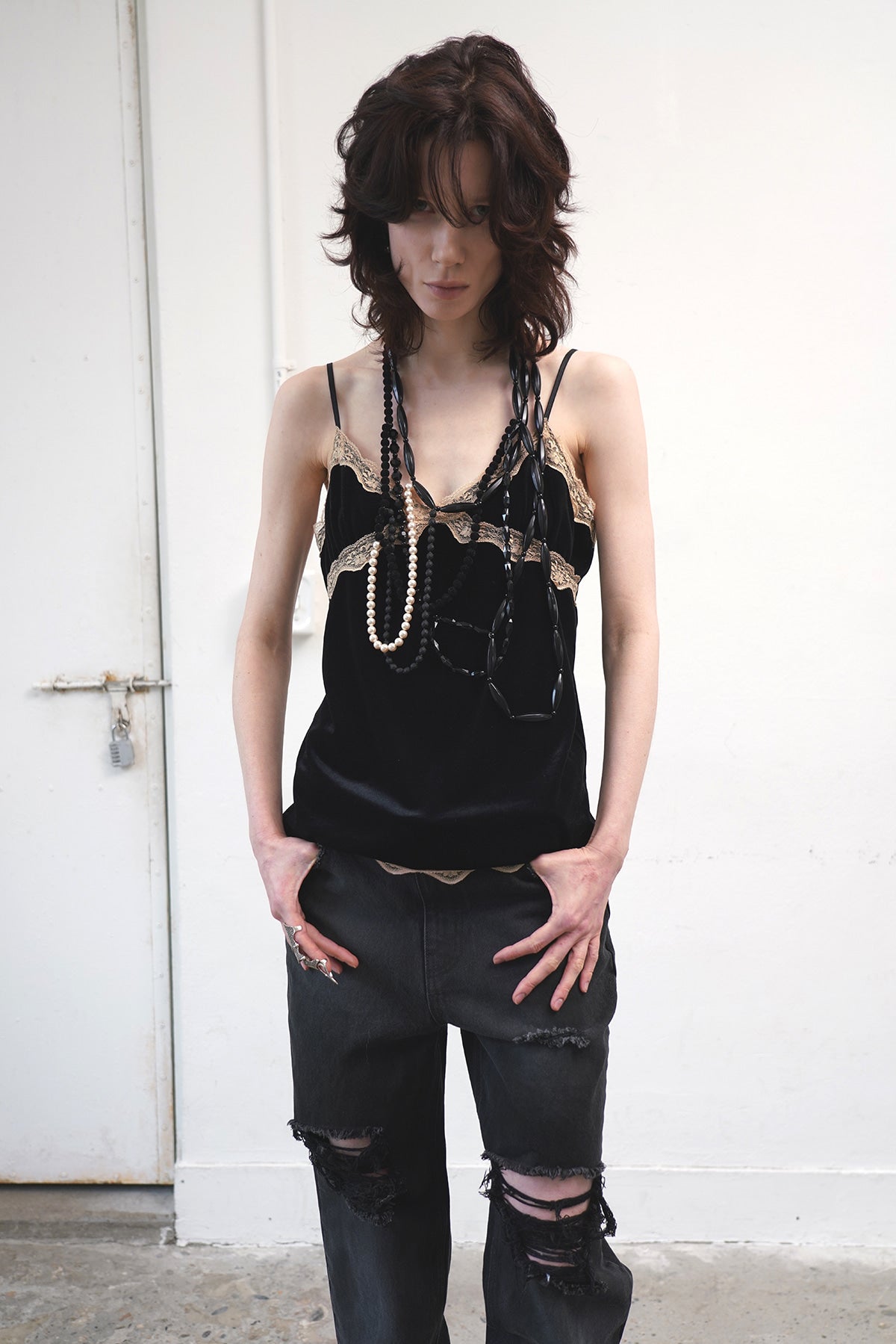 dared-fw-25-lace-traced-velvet-camisole-black-s