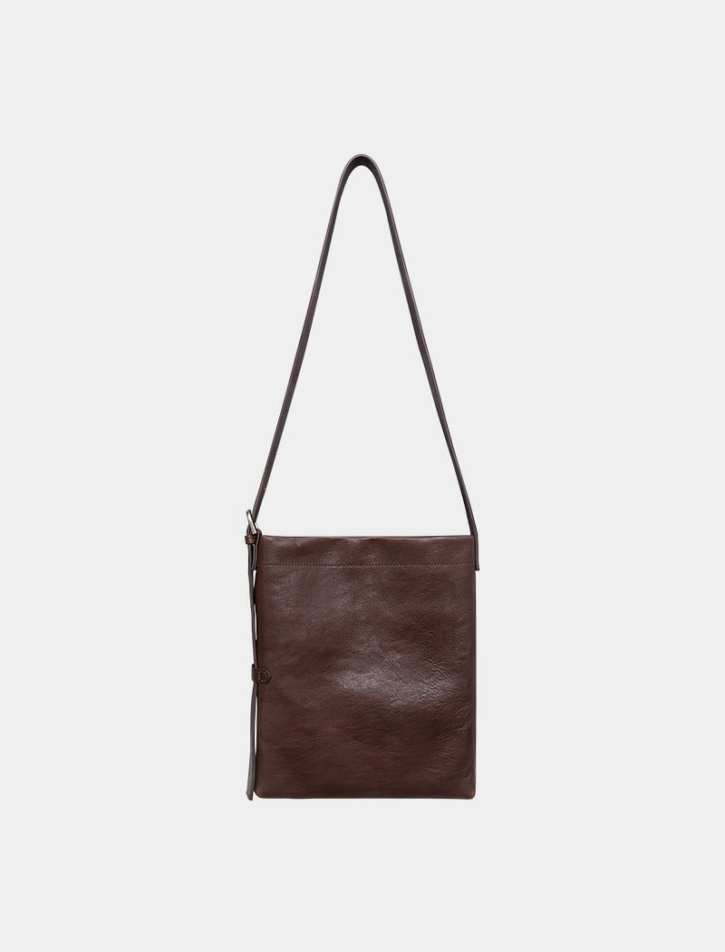 demaker-fw-25-arden-flat-bag-deep-brown-brown-o