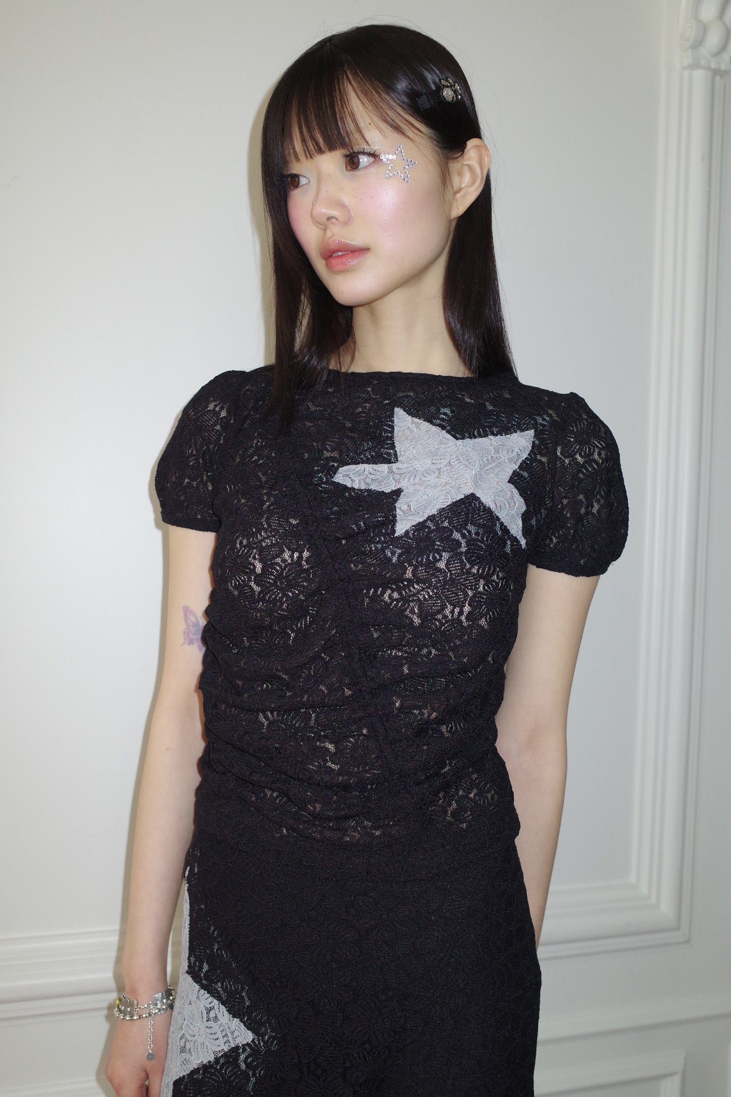alcmy-ss-25-bubble-sleeve-star-top-black