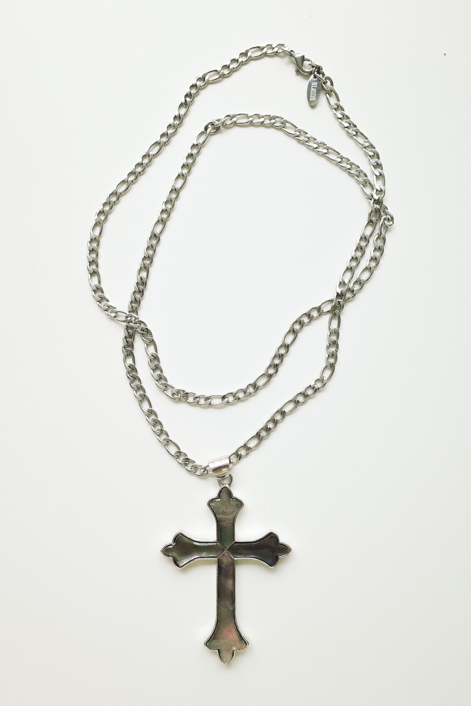 alcmy-fw-26-jagae-cross-necklace-black-s