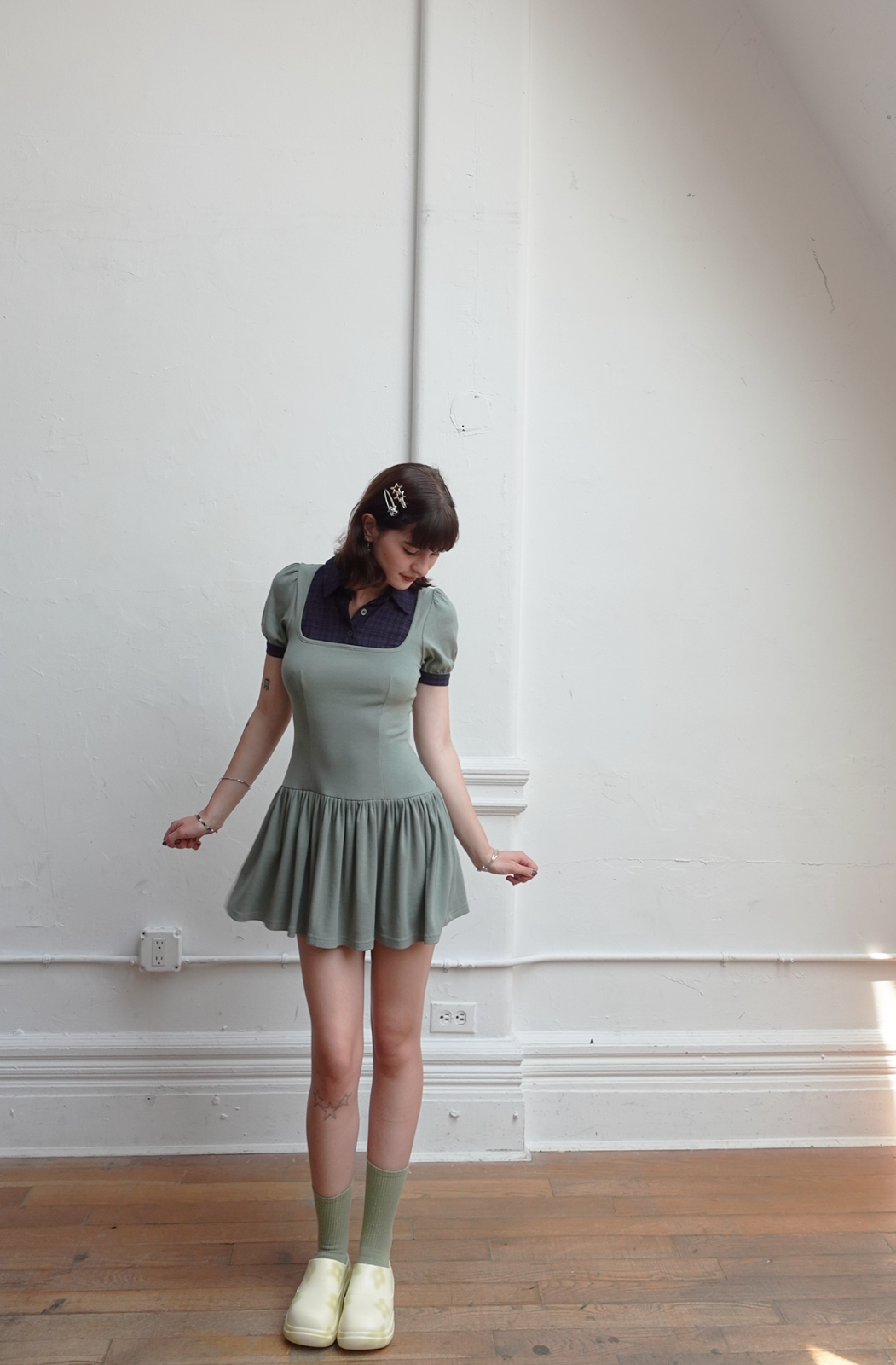 popsiz-ss-25-plaid-puff-sleeve-button-up-dress-khaki-navy-khaki-navy-s