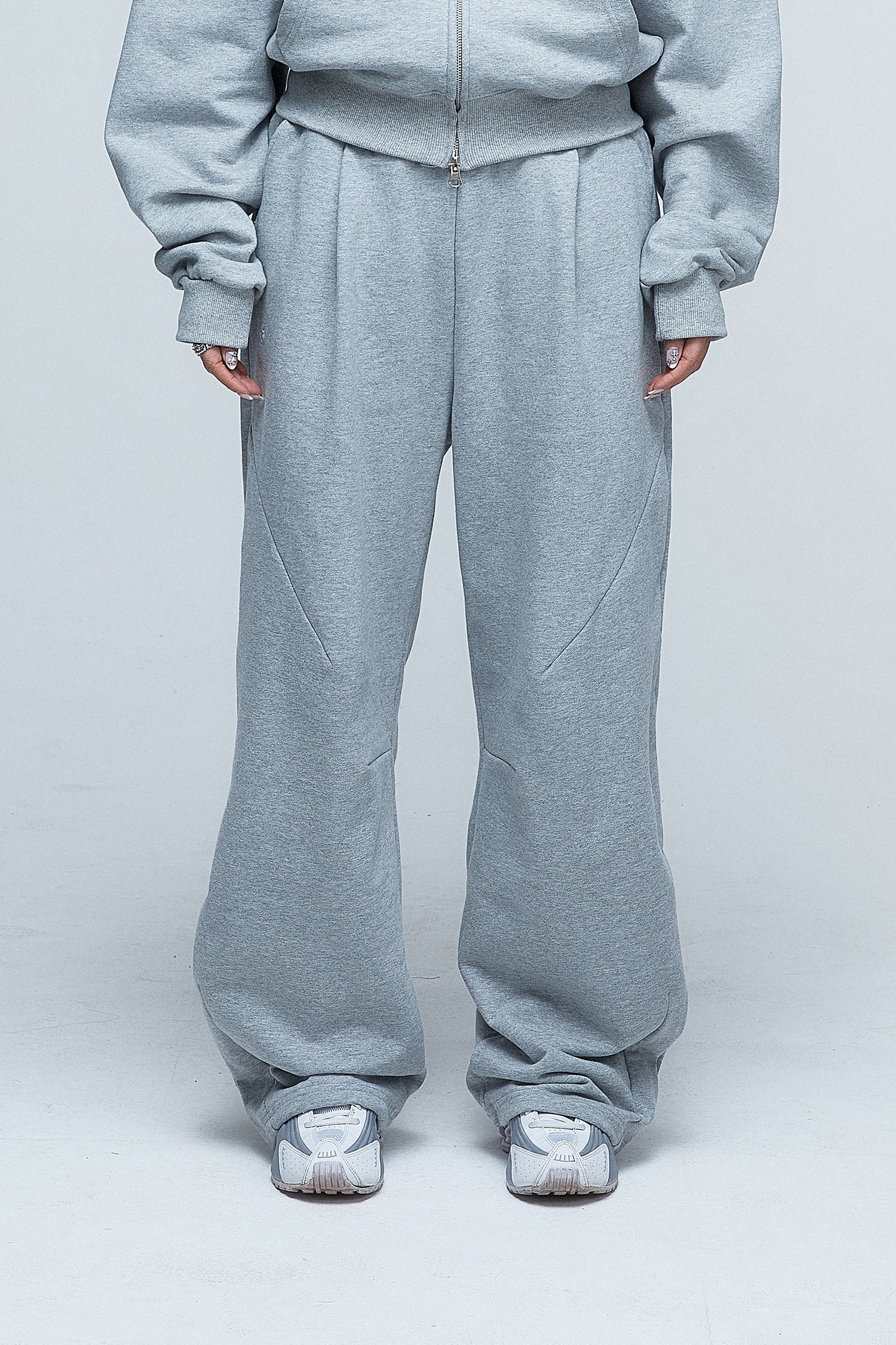 dauspice-ss-26-symbol-sweat-pants-grey-grey-s