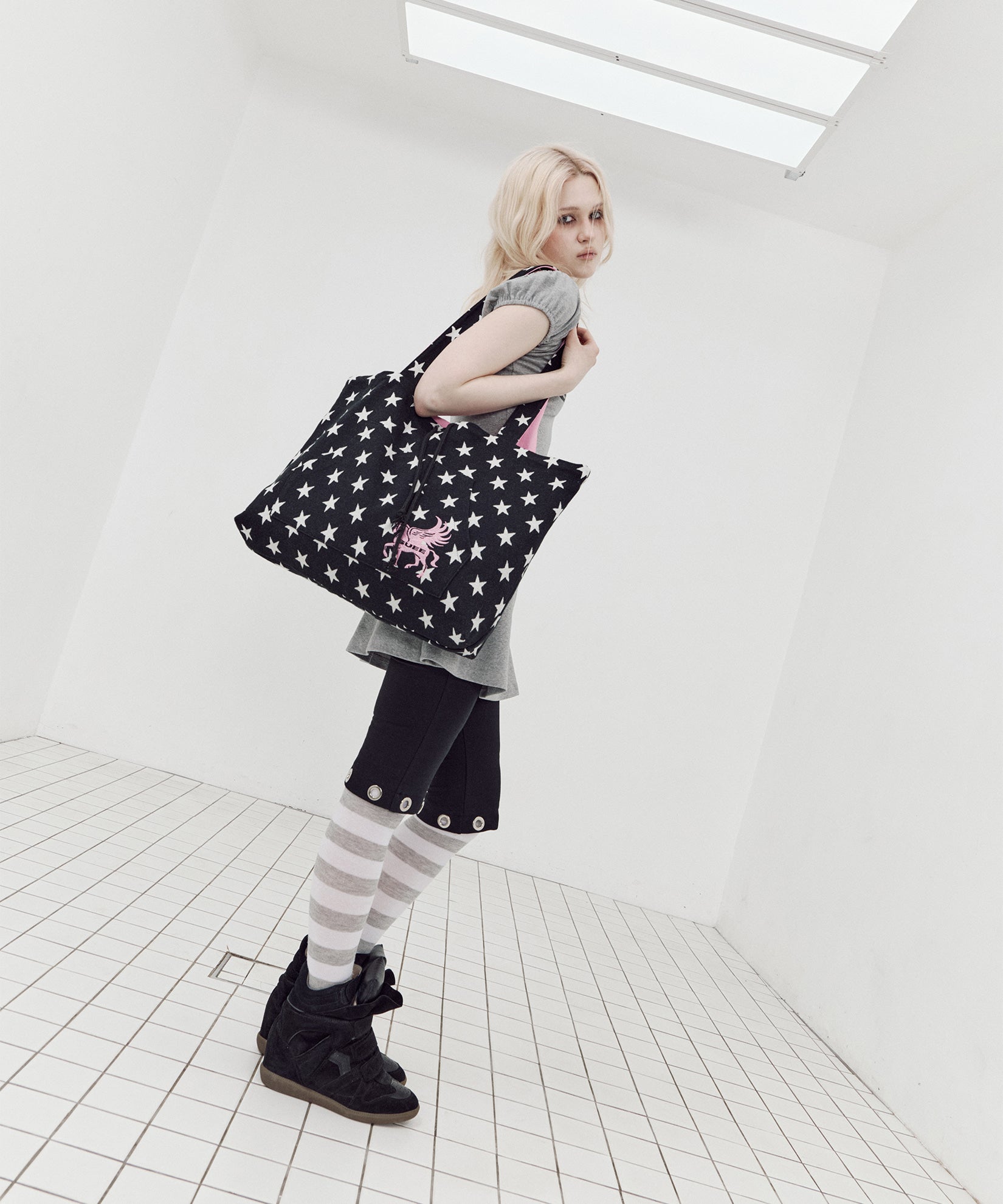 steup-exe-ss-26-star-hoodie-shopper-bag-black-black-s