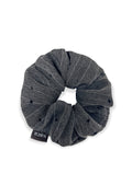 vaca-fw-25-charcoal-heart-stripe-scrunchie-charcoal-s