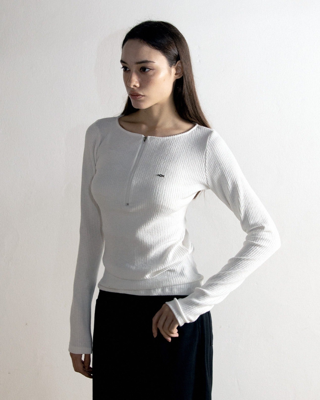 magoren-seoul-ss-26-ribbed-half-zip-long-sleeve-white-white-s