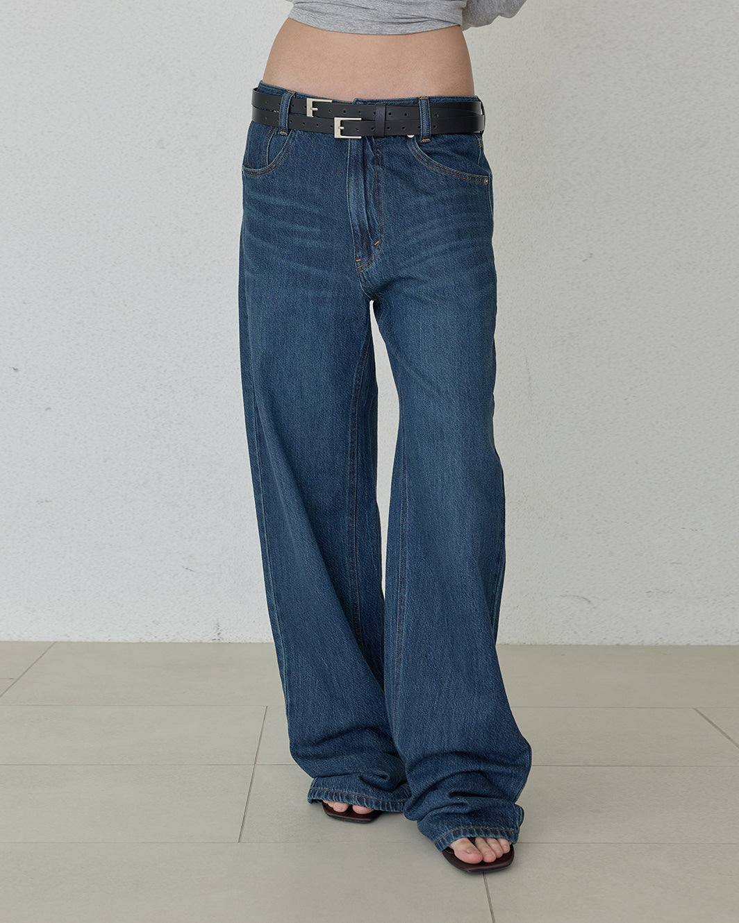 ordes-fw-25-essential-relaxed-semi-baggy-jeans-blue-blue-s