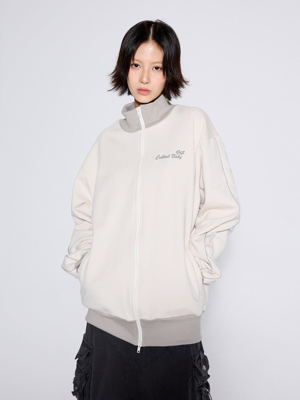 call-out-new-year-fw-25-down-town-girl-zip-up-ivory-ivory-s