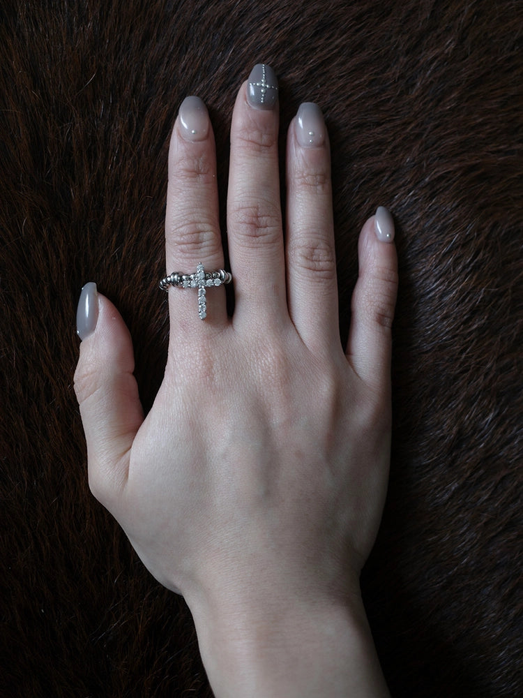 dazzling-club-ss-26-crystal-cross-ring-silver-s