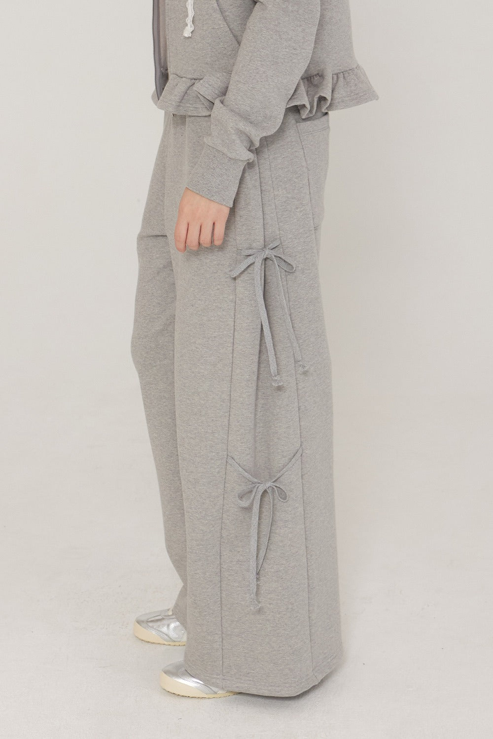 dearstalker-fw-24-rita-side-tie-sweatpants-grey