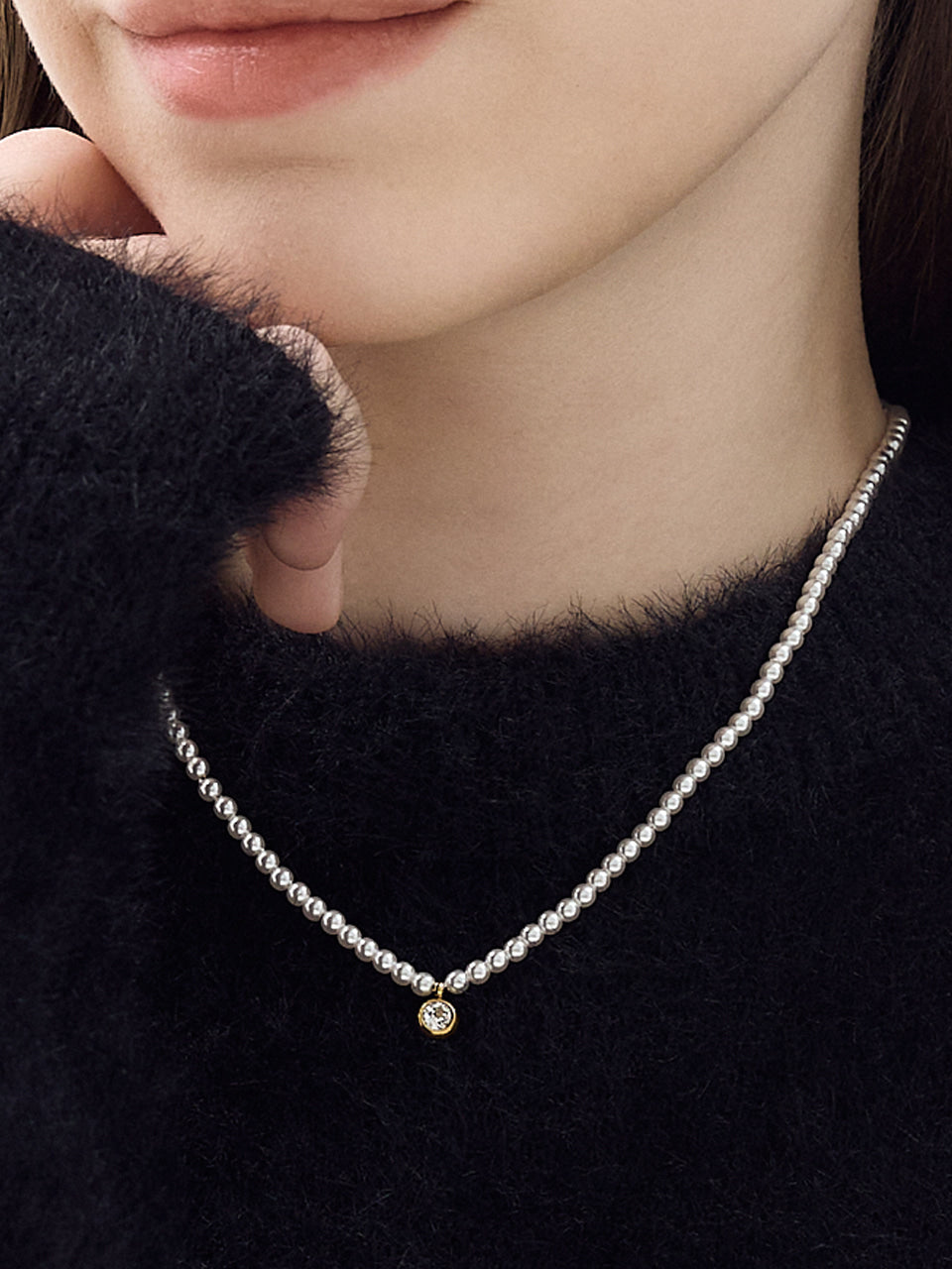 lombrillant-fw-25-pearl-crystal-necklace-gold-silver-pearl-s