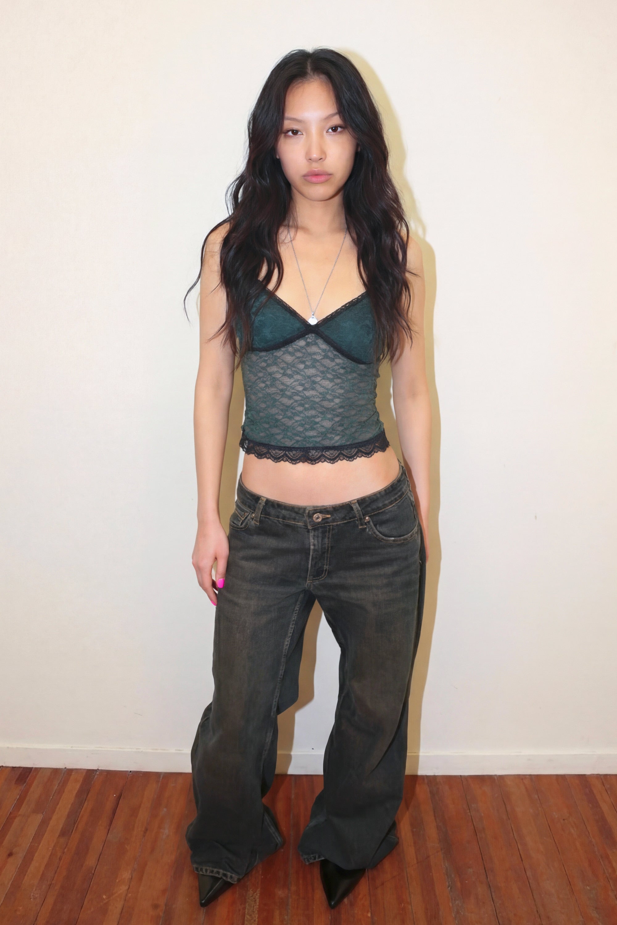 venecy-ss-26-lace-cami-top-green-s
