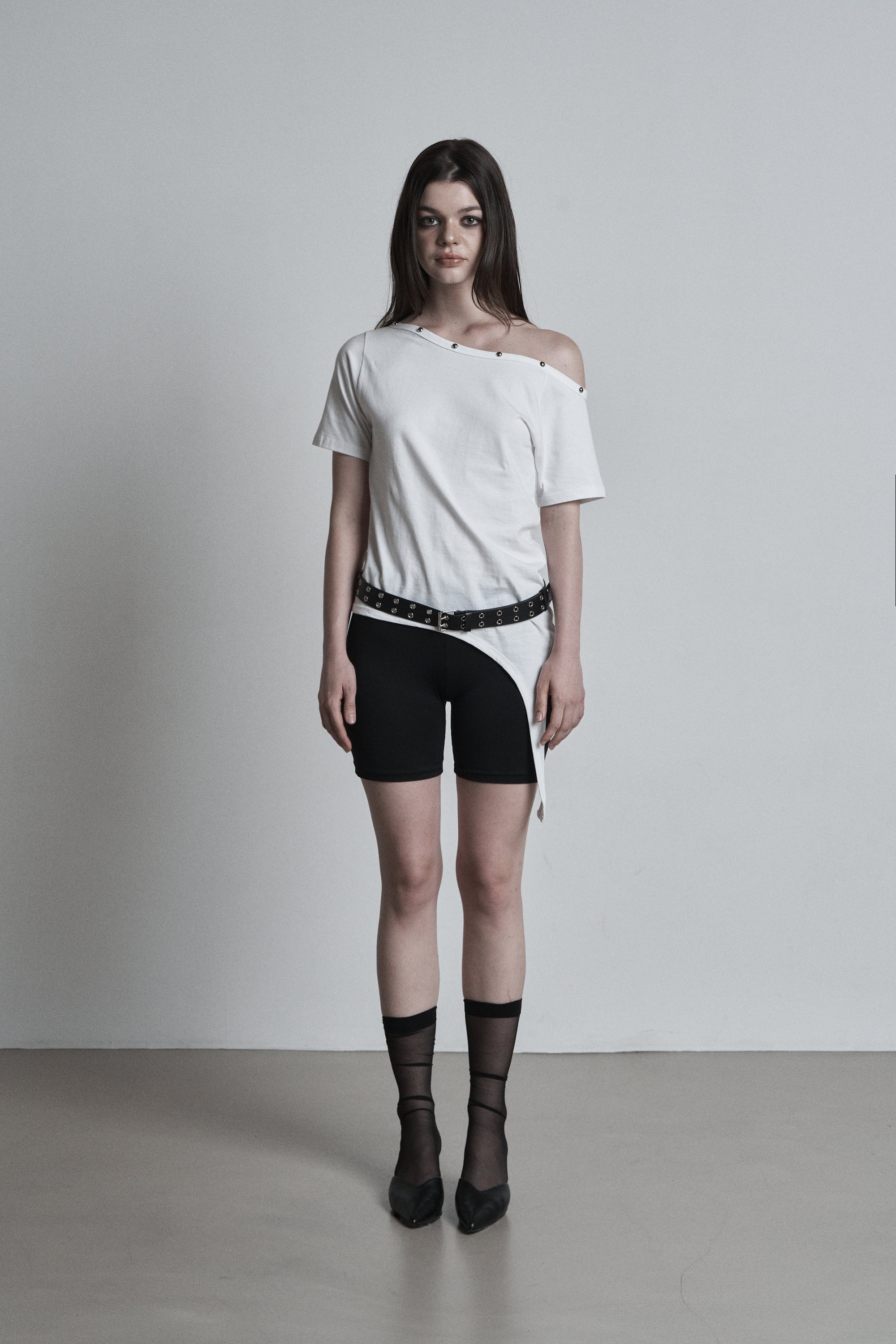 kanda-maritsu-ss-26-stud-off-shoulder-half-t-white-white-s