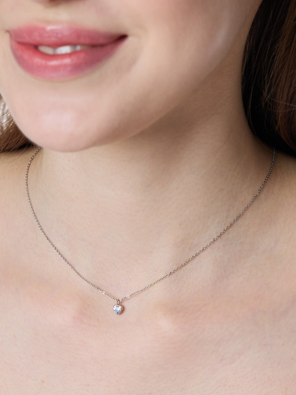 lombrillant-fw-25-petite-heart-cubic-necklace-silver-s