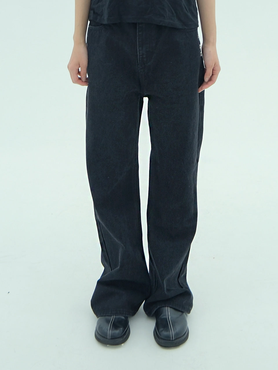 the-greatest-fw-26-star-rivet-denim-bk-black-s