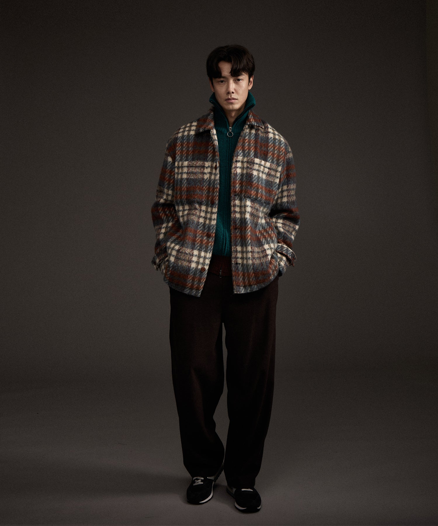 haand-ss-25-cozy-hairy-check-jacket-navy