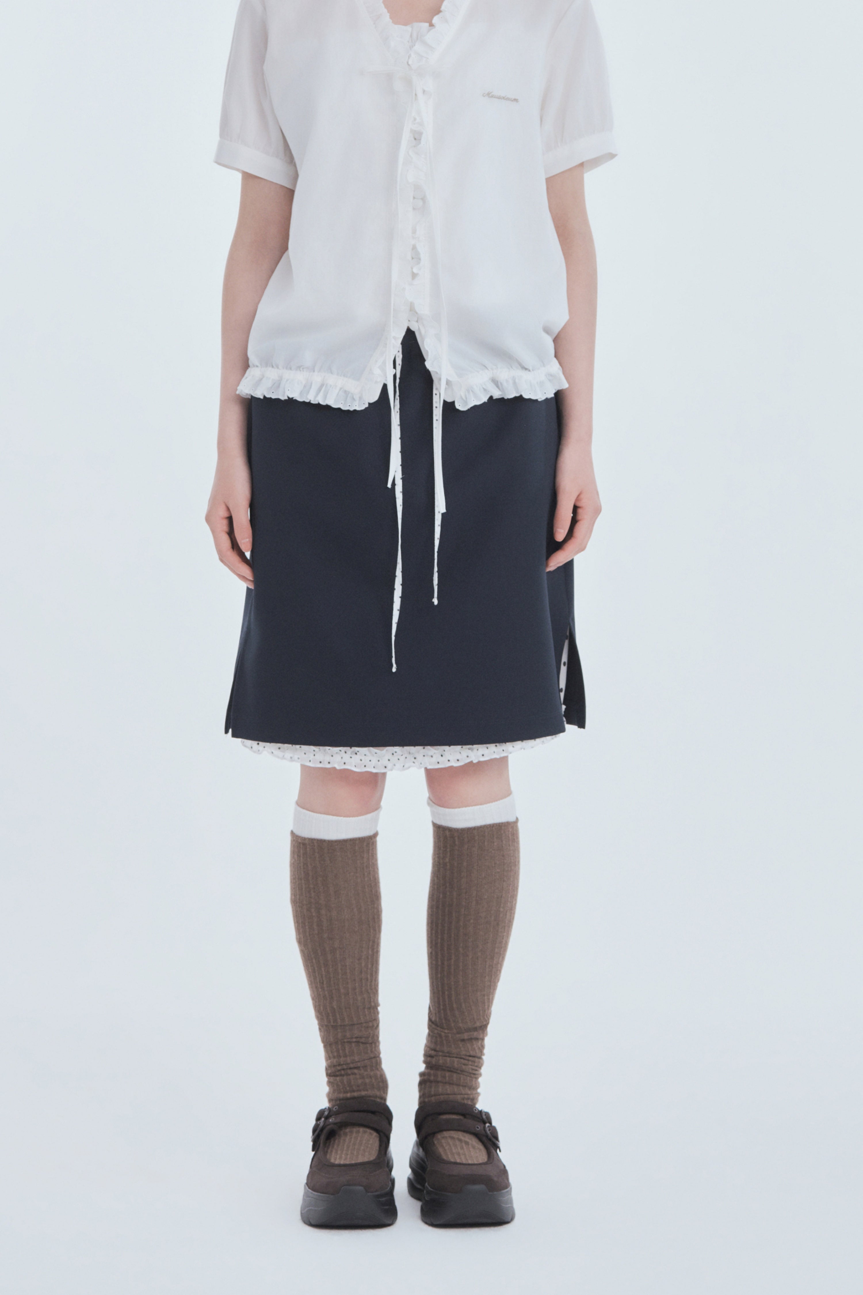 mausoleum-fw-26-dot-frill-layered-skirt-navy-s