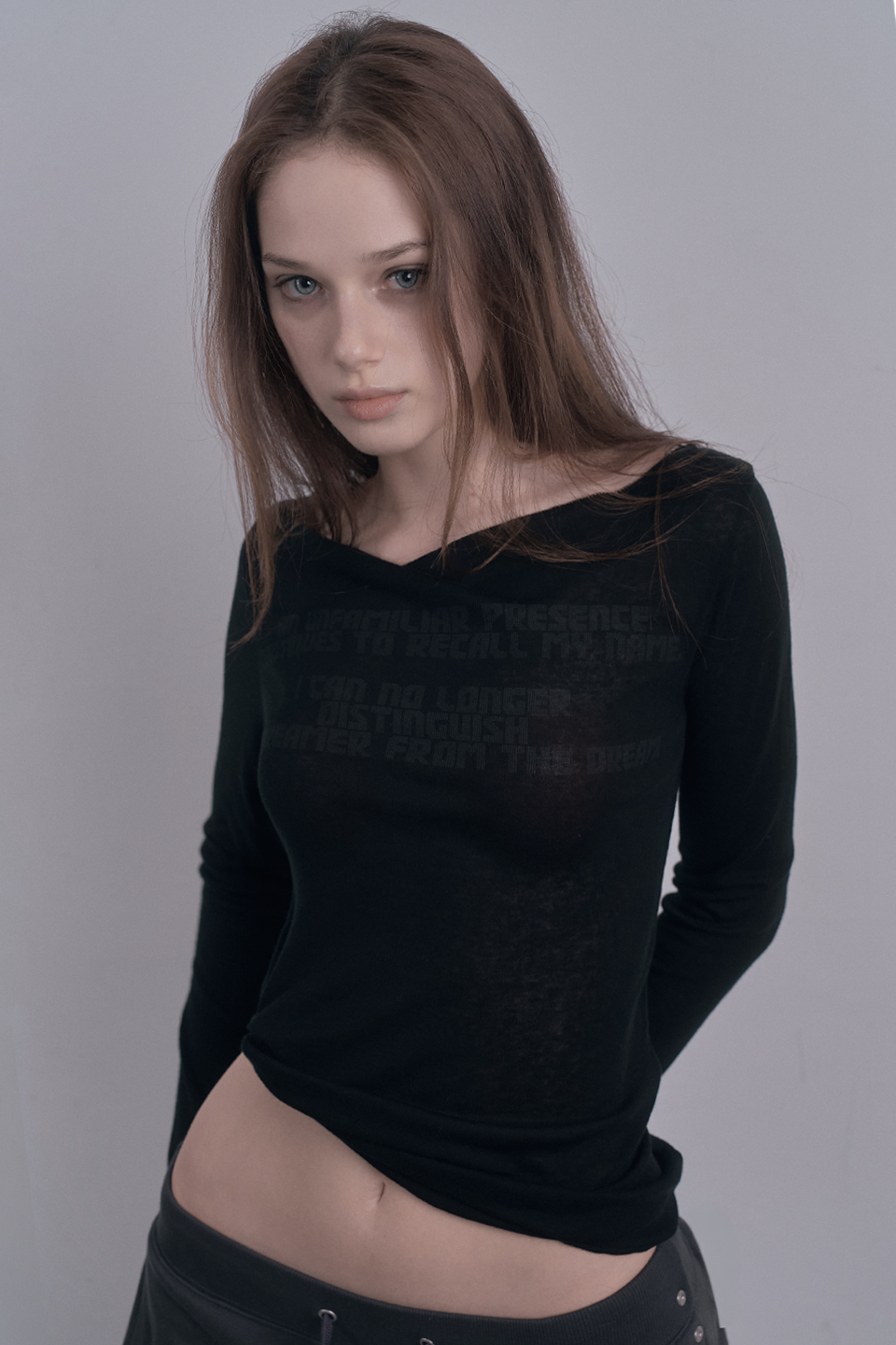 damio-fw-26-faded-lettering-sheer-top-black-black-s