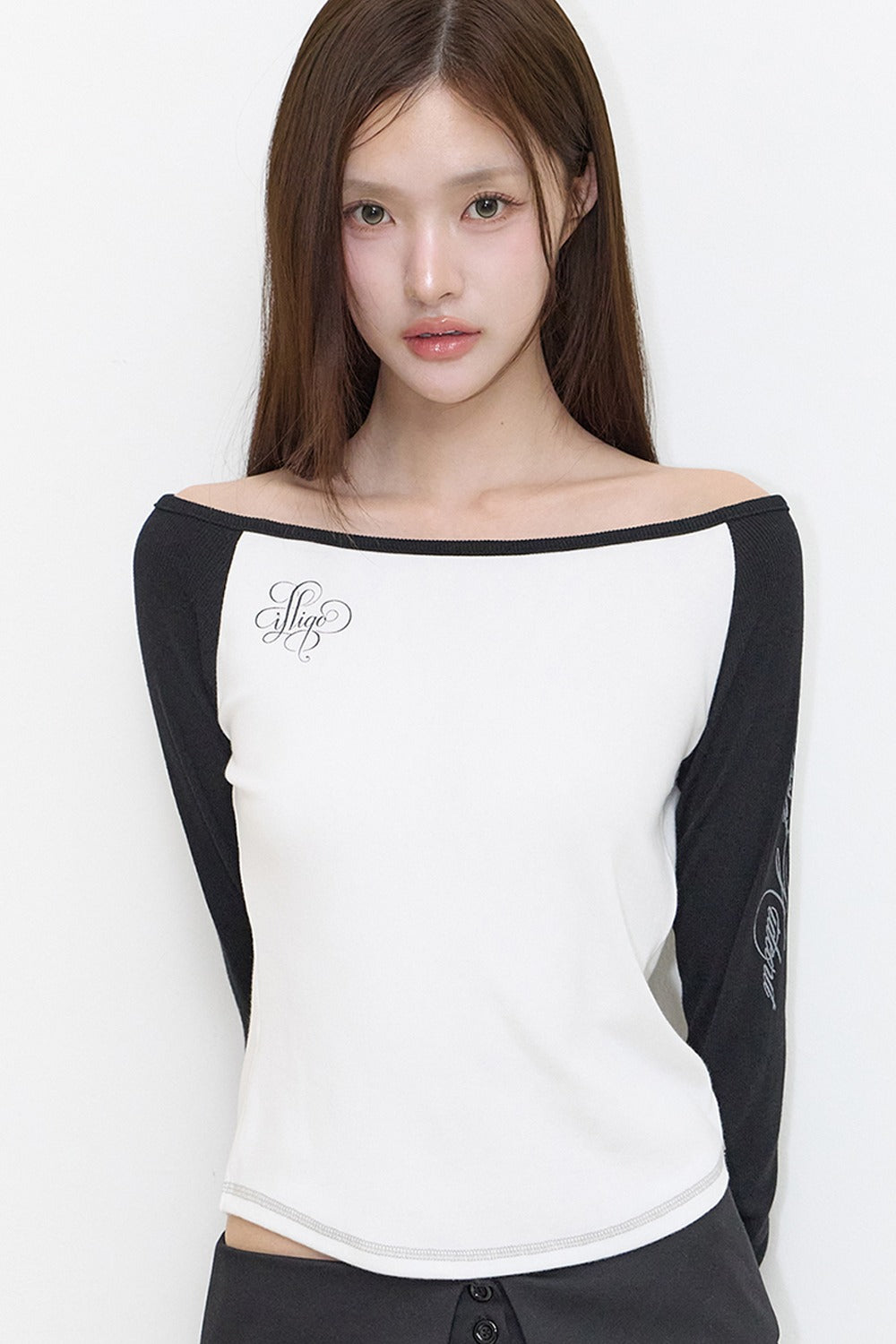 illigo-fw-26-lettering-contrast-long-sleeve-white-white-s