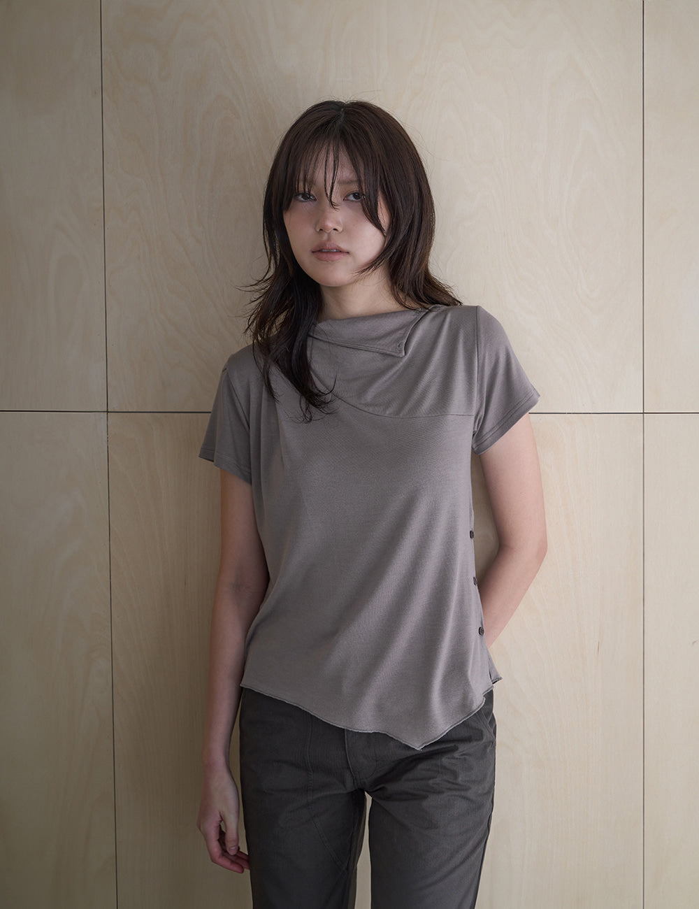 safari-sula-explore-ss-26-stitch-drape-jersey-in-light-taupe-taupe-s