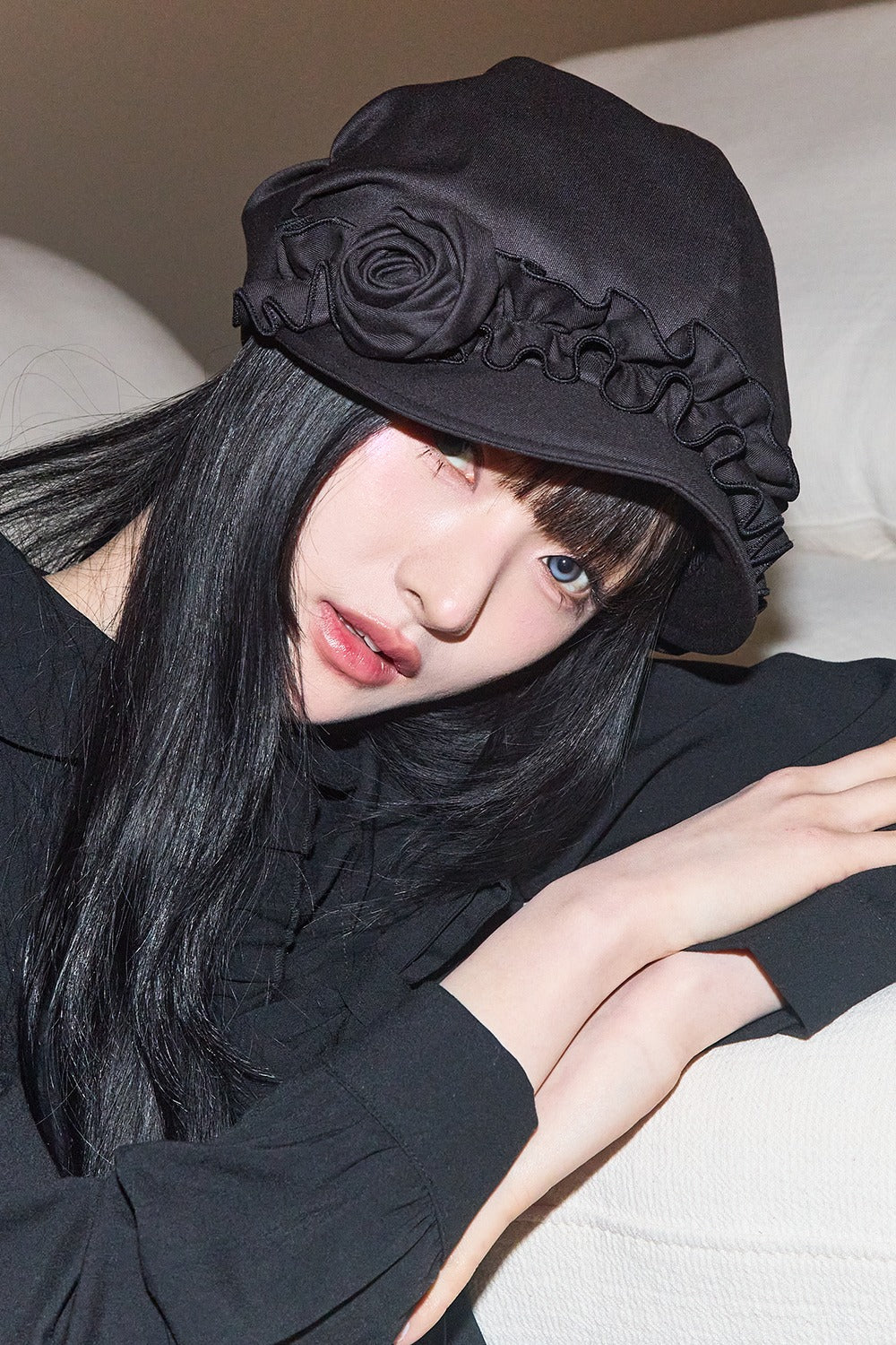 illigo-ss-26-fleur-ruffle-hunting-cap-black-black-s