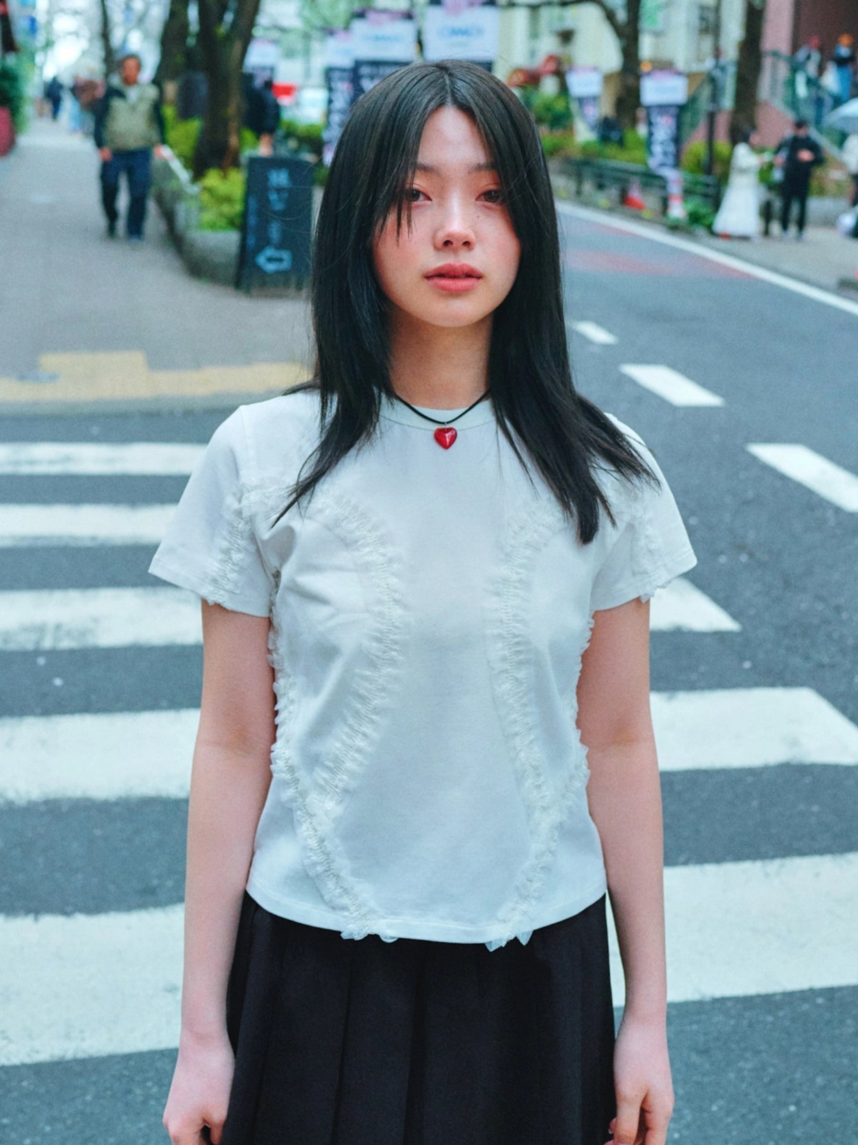 lo-axual-ss-25-double-lace-curved-ruffle-tshirts-_-off-white