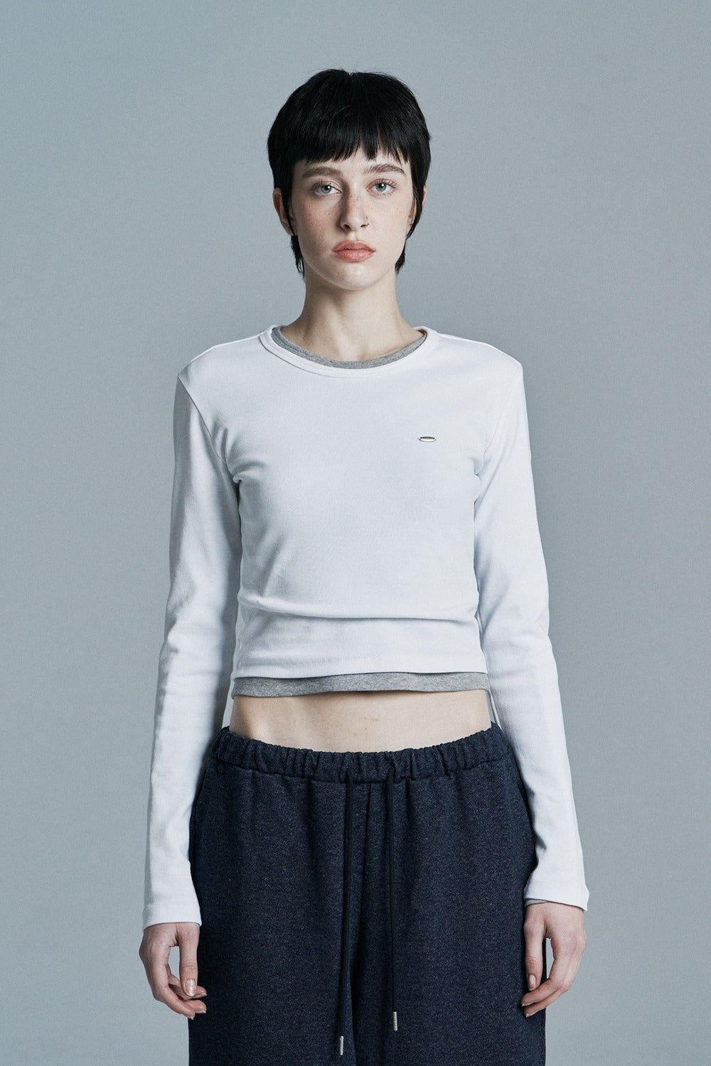 synerjyn-fw-25-round-crop-long-sleeve-white-white-s