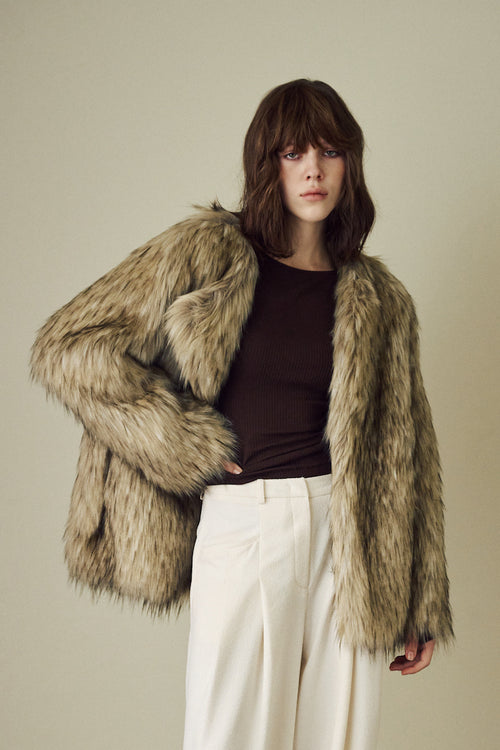 dode-ss-26-emma-faux-fur-jacket-beige-s