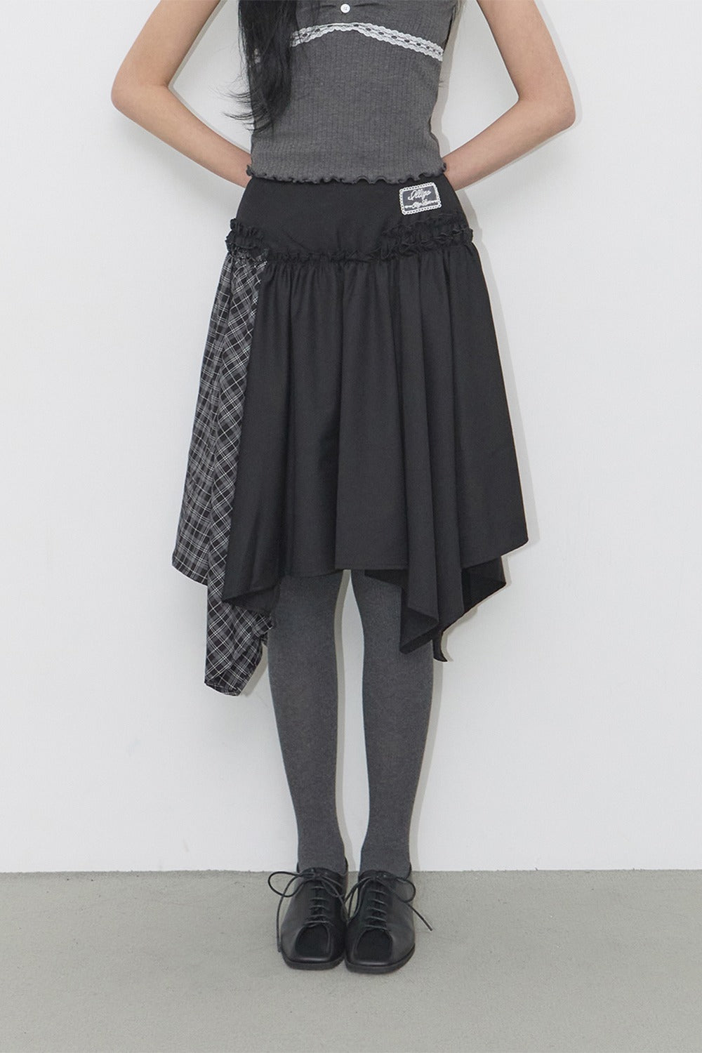 illigo-ss-26-check-color-block-midi-skirt-black-black-s
